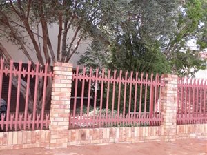 3 Bed House in Carters Glen