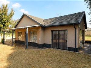 2 Bed House in East Town