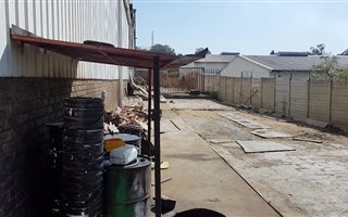 650 m² Industrial space in Chloorkop