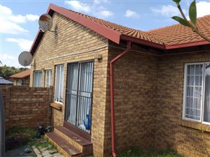 2 Bed Simplex in Garsfontein