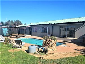 4 Bed House in Retief