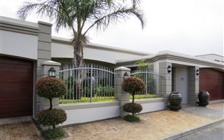 4 Bedroom House in Goedehoop