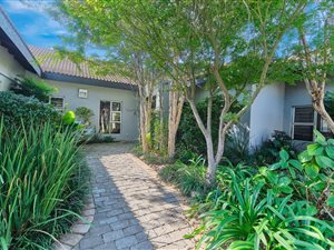4 Bed House in Dainfern Valley