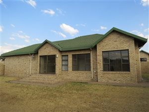 3 Bed Townhouse in Bergsig