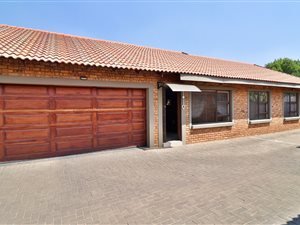 3 Bed Cluster in New Redruth
