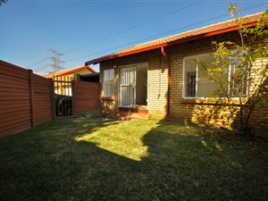 2 Bed Townhouse in Erasmuskloof