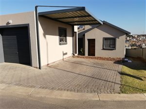 2 Bed Townhouse in Kosmosdal