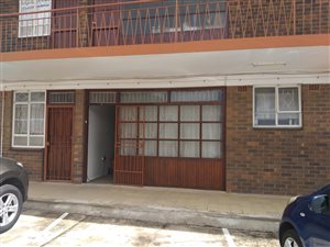 3 Bed Apartment in Monument