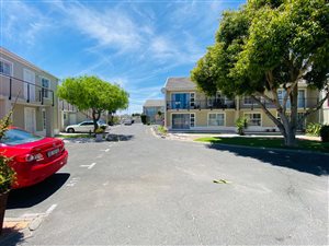 2 Bed Apartment in Blouberg Sands