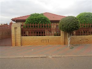 3 Bed House in Atteridgeville