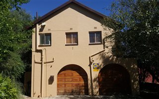 4 Bedroom House in Breaunanda