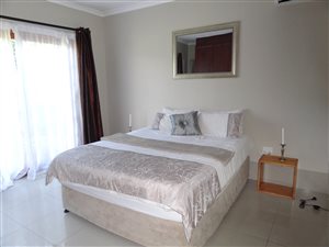 1 Bed Garden Cottage in Brighton Beach