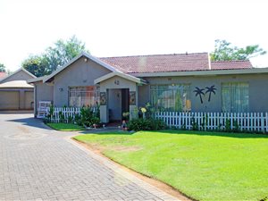 3 Bed House in General Alberts Park
