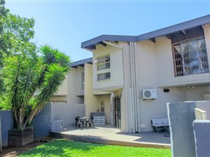 3 Bedroom Townhouse in Waterkloof Glen
