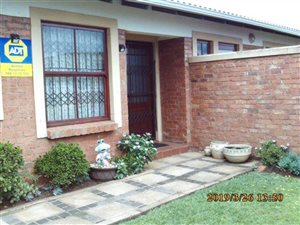 3 Bed Simplex in Hayfields