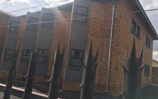 1385 m² Office Space in Kempton Park Central