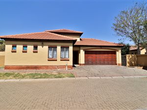 3 Bed Townhouse in Montana Park