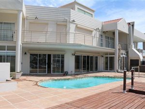 5 Bed House in Harbour Island
