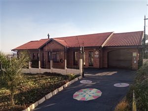 3 Bed House in Orient Heights