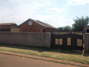 2 Bed House in Likole