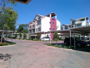 2 Bedroom Apartment in Bryanston
