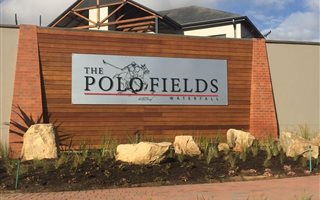 3 Bedroom Apartment in Waterfall Equestrian Estate