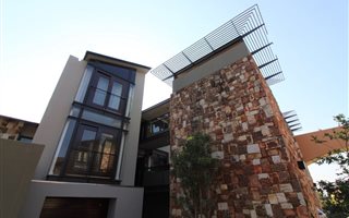 2 Bedroom Apartment in Oubaai and surrounds