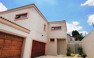 4 Bedroom House in Woodmead