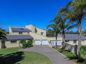 1.8 ha Farm in Colleen Glen