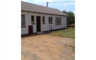 4 Bedroom House in Madadeni