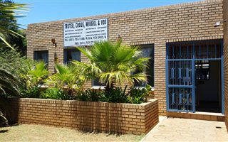 8 Bedroom House in Westonaria