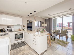 1 Bed Apartment in Foreshore
