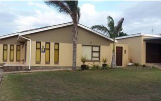 4 Bedroom House in Campher Park