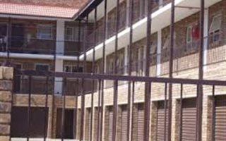 2 Bedroom Flat in Kempton Park CBD