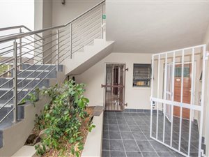 2 Bed Apartment in Stellenbosch Central