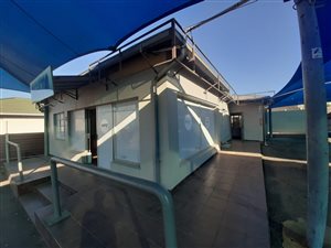 180 m² Commercial space in Alberton