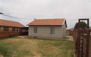 2 Bedroom House in Boitekong