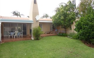 3 Bedroom Townhouse in Lynnwood Manor