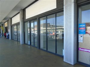 485 m² Retail Space in Pinetown Central