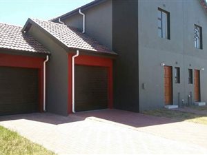 2 Bed Duplex in Vredelust