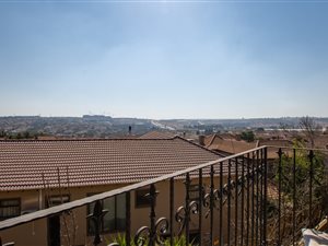 1 Bed Apartment in Dainfern
