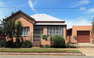 3 Bedroom House in Burgershoop