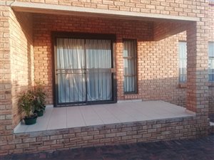 2 Bed Apartment in Allens Nek