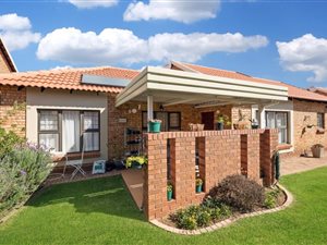 2 Bed House in Benoni North AH