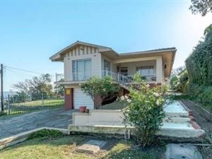 5 Bed House in Sea Cow Lake