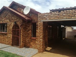 2 Bed House in Soshanguve