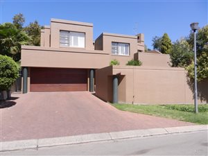 3 Bed Cluster in River Club