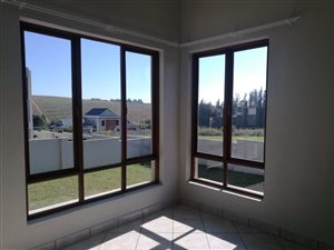 3 Bed House in Colts Hill