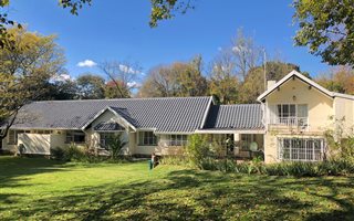 4 Bedroom House in Oaklands