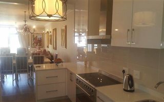 3 Bedroom Townhouse in Melrose